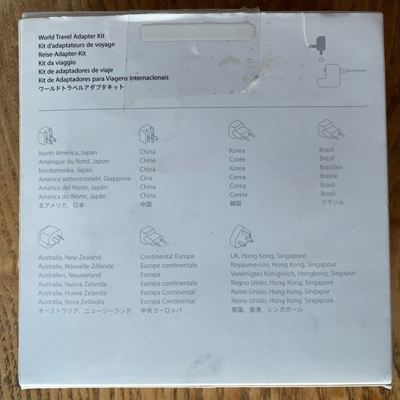 Apple World Traveler Kit - Picture 2 of 5